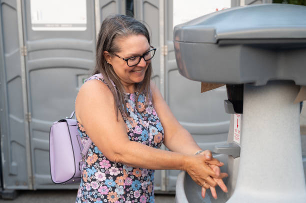 Best Porta potty rental near me  in Massillon, OH